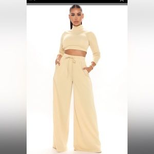 Cream pants set
